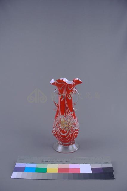 紅色絞紋花瓶藏品圖，第2張