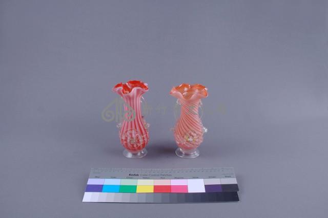 絞紋牡丹花瓶（斜紋一對）藏品圖，第2張