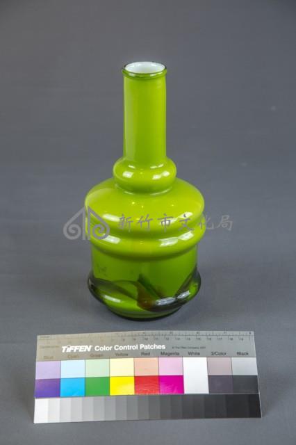 仿磁草綠花瓶藏品圖，第2張