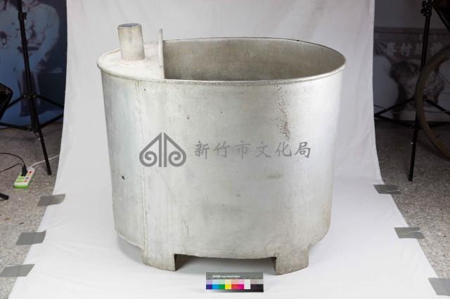 燒炭式金屬澡盆藏品圖，第2張