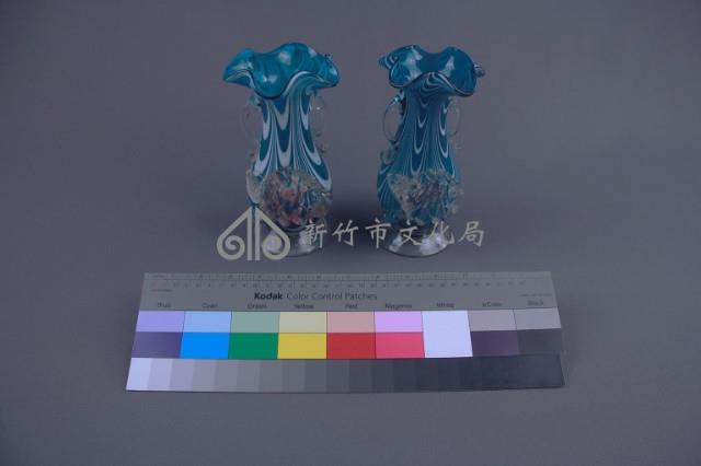 藍白牡丹花瓶（一對）藏品圖，第2張