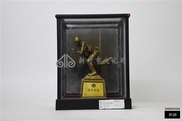 軍人造型紀念銅座藏品圖，第1張