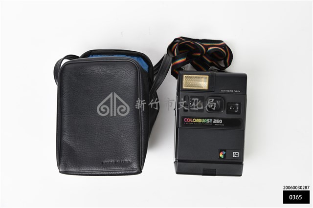 Kodak colorburst相機（附皮套）藏品圖，第1張