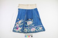 藍緞地提花花鳥紋魚鱗百褶裙藏品圖，第2張