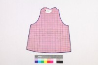 紫緞地如意雲頭蓮花紋肚兜藏品圖，第2張