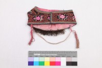 黑地盤金繡團壽彩蝶佛手短圈藏品圖，第2張