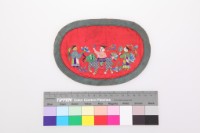 紅緞地彩繡麒麟送子紋橢圓形荷包藏品圖，第1張