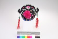 黑緞地彩繡花卉紋八仙狀元童帽藏品圖，第1張