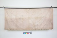 米黃地刺繡花鳥紋門簾藏品圖，第2張