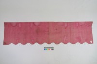 紅棉地彩繡花蝶紋床綵藏品圖，第2張