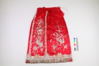 紅緞地龍鳳花卉盤金新娘裙藏品圖，第1張