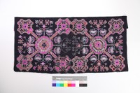 貴州貴陽黑底挑花繡片藏品圖，第1張