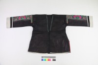 貴州丹寨苗族繡花女上衣藏品圖，第1張