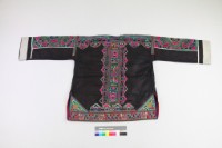 貴州丹寨苗族繡花女上衣藏品圖，第2張