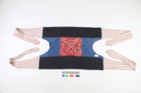 貼繡片揹帶 藏品圖，第1張