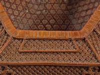 竹籐銅錢勾紋六角形掛花籃藏品圖，第11張