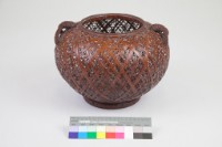 「林間」竹籐三角編交錯紋圓形花器的圖片