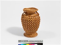 竹編松傘紋高花瓶藏品圖，第2張