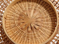 竹籐編格紋圓形掛花籃藏品圖，第10張