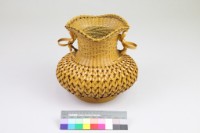 圓型松傘壺 的圖片