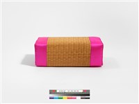 韓國草編桃粉緞飾長壽枕藏品圖，第2張