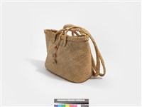 藺草編織長方底木質扣鈕手提袋藏品圖，第4張