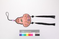 刺繡掛飾的圖片