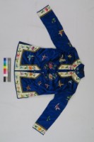 寶藍緞地鑲乳白邊彩繡花蝶紋對襟女短襖藏品圖，第1張