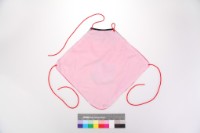 桃紅緞地牡丹紋肚兜藏品圖，第2張