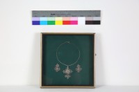 銀飾首飾的圖片