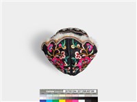 童帽
(黑底飾銅)藏品圖，第7張