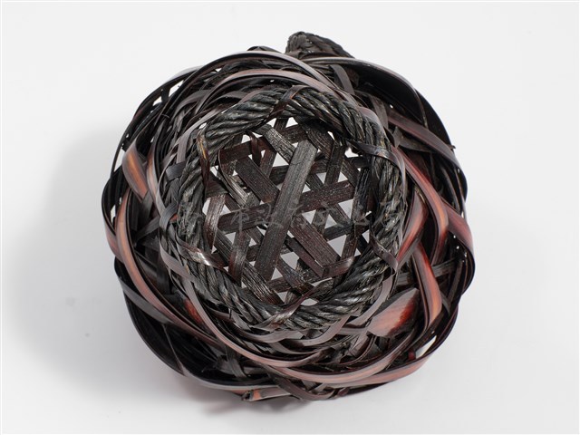 竹籐編三角紋牛頭形掛花籃藏品圖，第9張