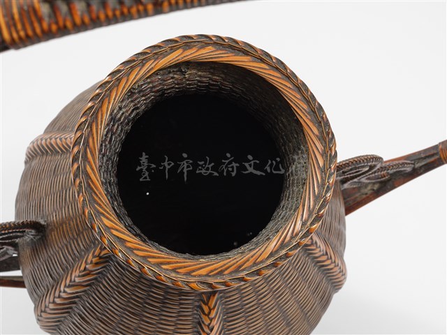 竹籐編桃心形花器藏品圖，第8張