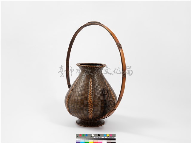 竹籐編桃心形花器藏品圖，第4張