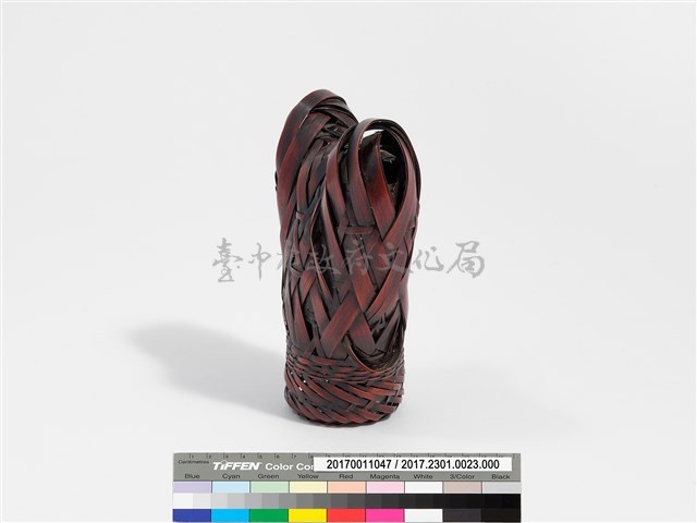 竹編三角紋蟬形花器藏品圖，第4張