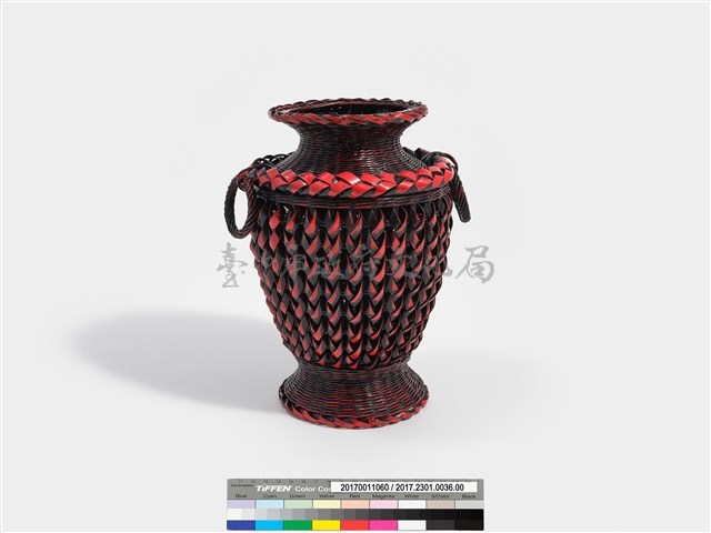 竹編松傘紋高花瓶藏品圖，第2張