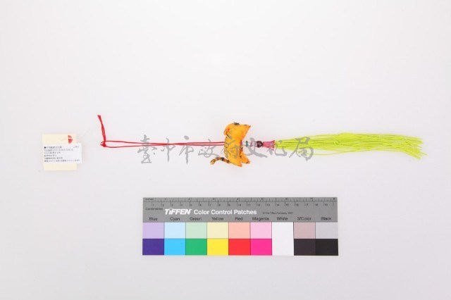 金黃緞布老虎香包藏品圖，第1張