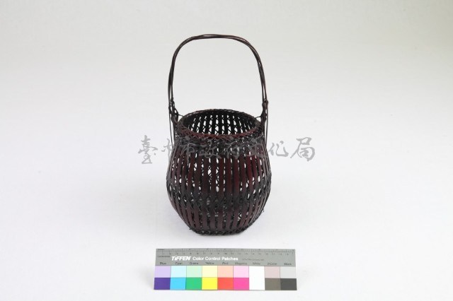 六角底平竹花器藏品圖，第1張