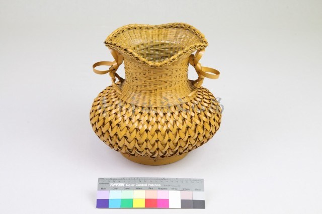 竹編松傘紋瓶形花器藏品圖，第1張