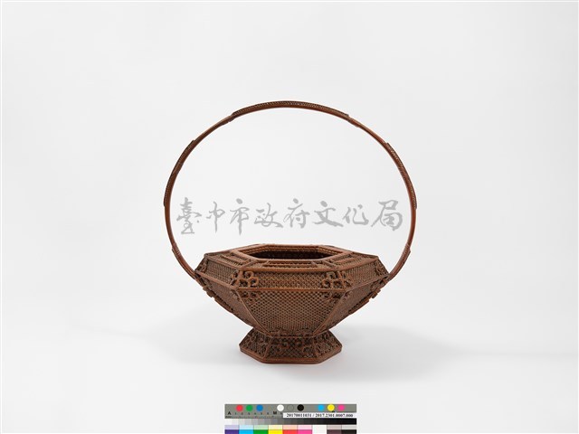 竹籐銅錢勾紋六角形掛花籃藏品圖，第5張