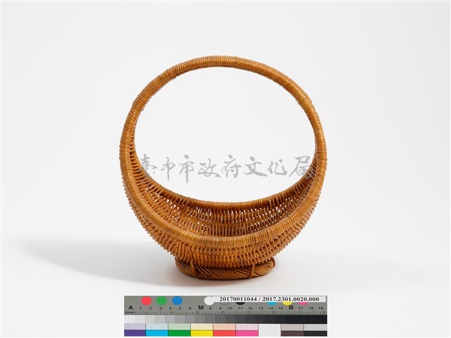 籐編半月形花器藏品圖，第5張