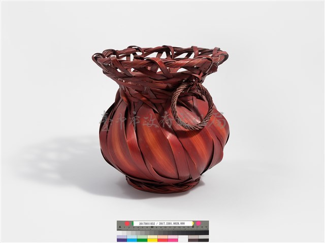 竹編十片斜紋圓形花器藏品圖，第6張