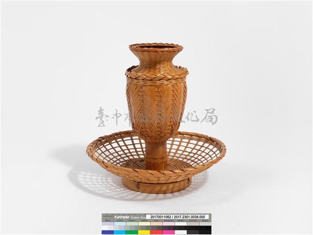 竹編矢紋花器果籃藏品圖，第3張
