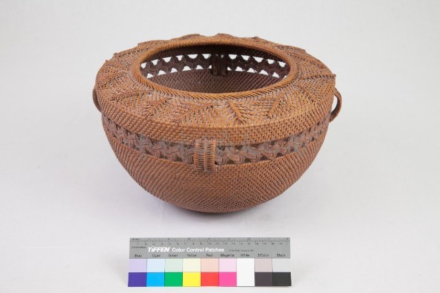 籐編葉紋圓形花器藏品圖，第13張