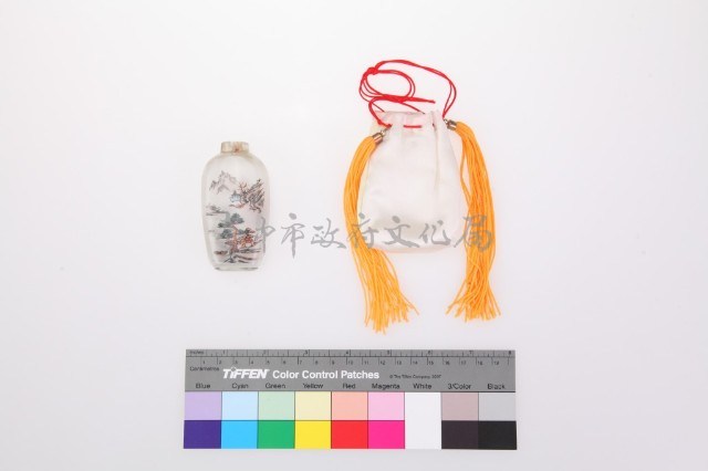 山水人物紋鼻煙壺藏品圖，第2張