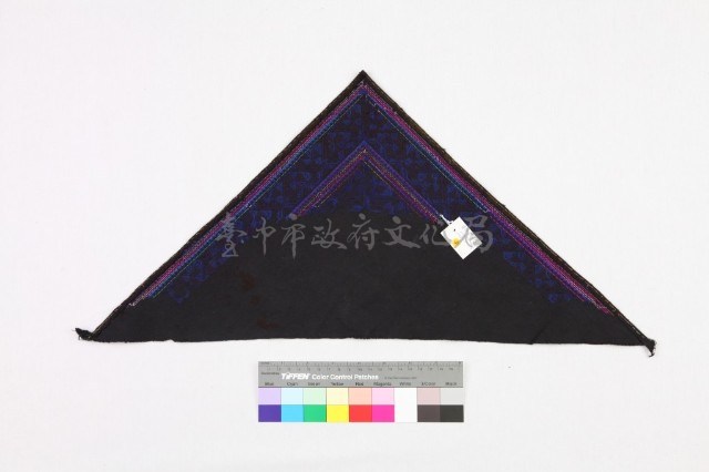 貴州貞豐苗族女盛裝-三角頭巾藏品圖，第2張