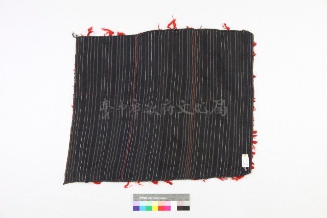 男披衣藏品圖，第2張