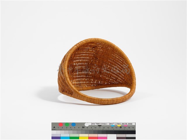 籐編半月形花器藏品圖，第7張