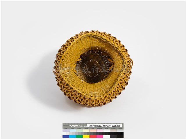 竹編松傘紋瓶形花器藏品圖，第7張