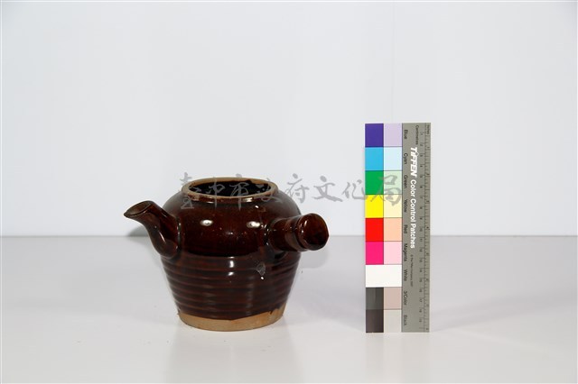 陶製茶壺藏品圖，第1張